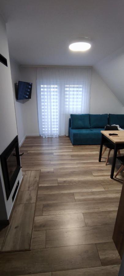 667-5-2828-4 Przystanek Solina Solina  Exteriör bild